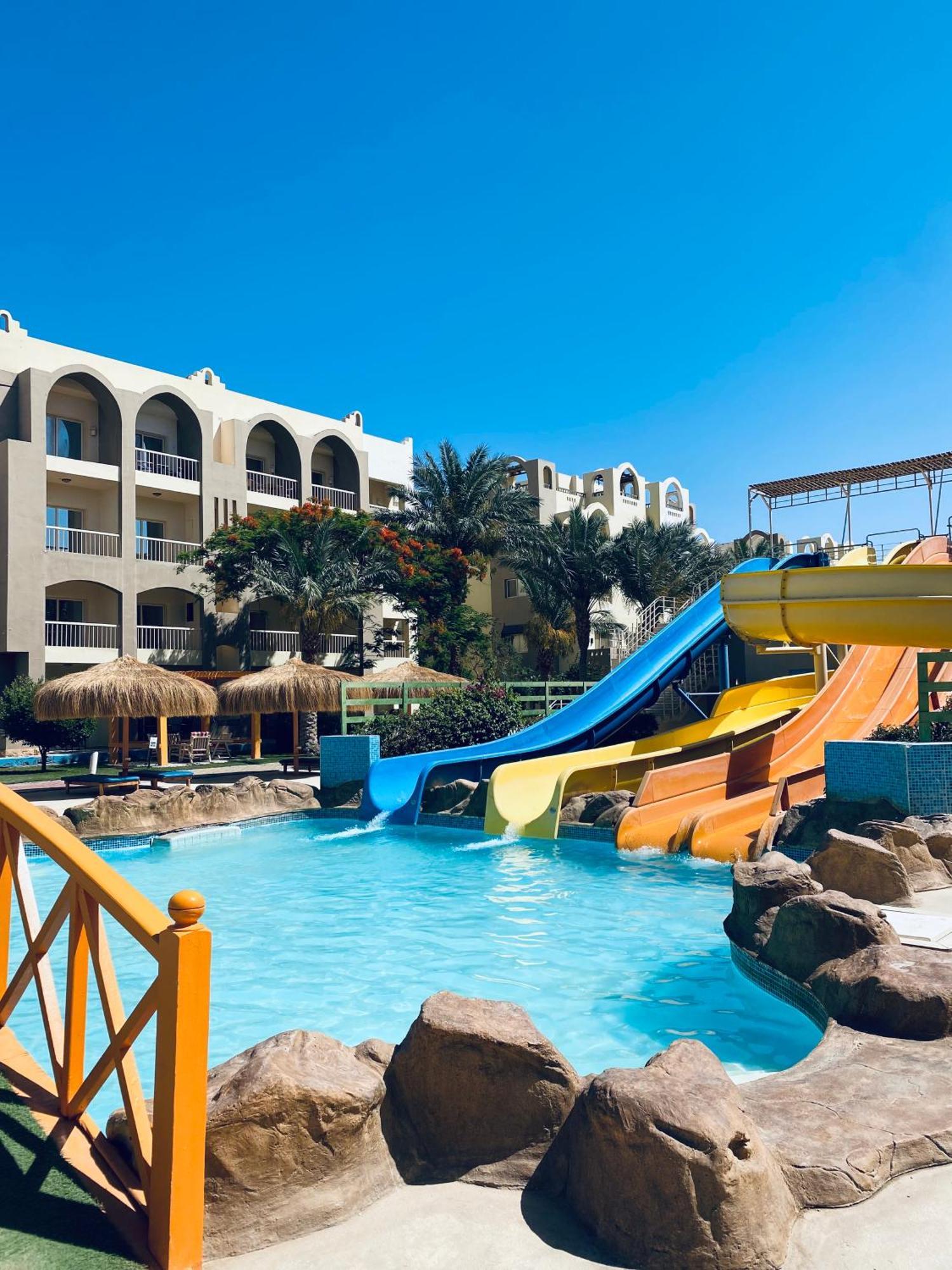 Apartment In El Karma Aqua Beach Resort Hurghada Near El Gouna Esterno foto